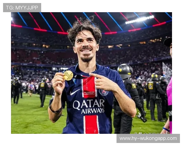 从后场出球点到前场连接器：维蒂尼亚的战术进化